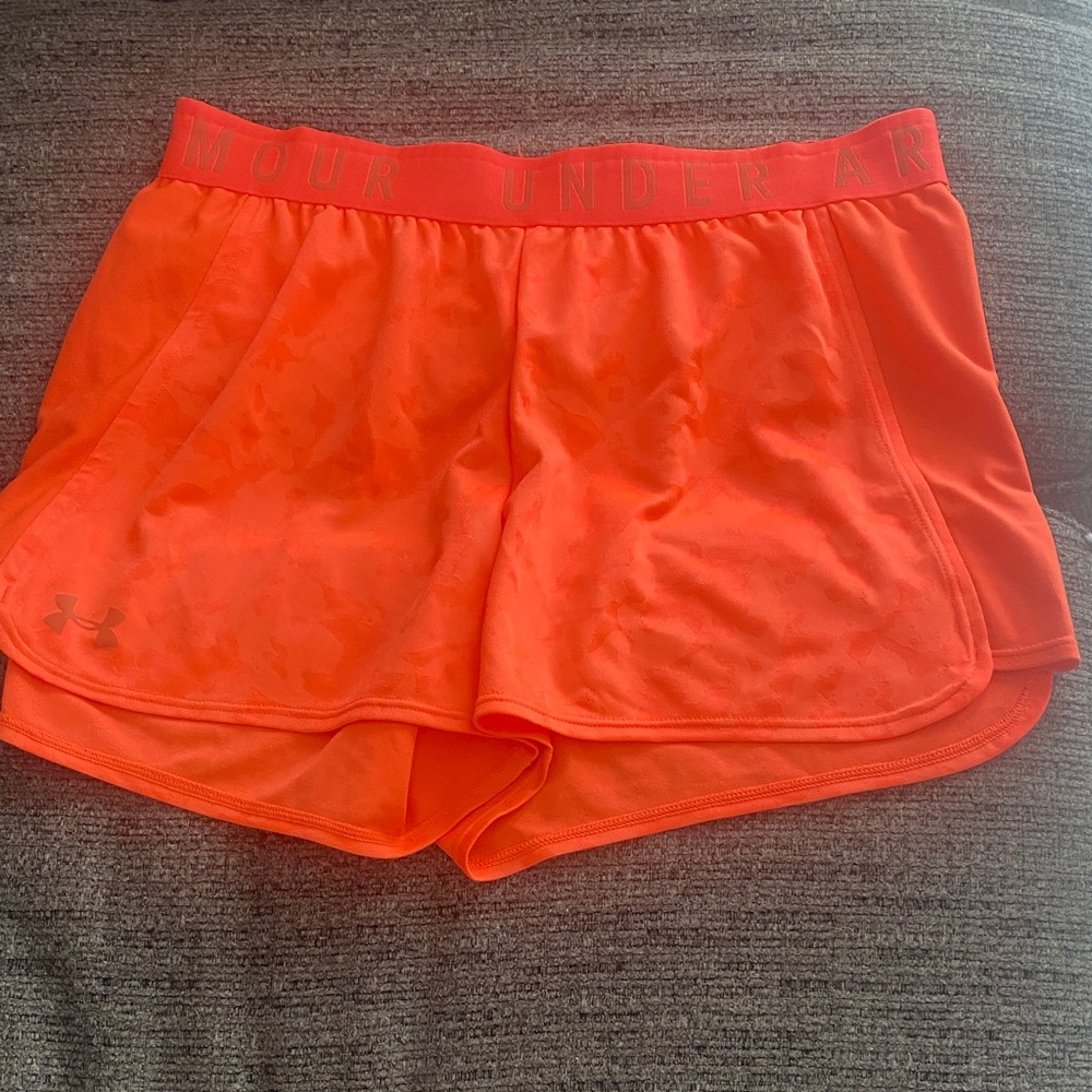 Under Armour Women's Tech Play Up 3”  Athletic Shorts